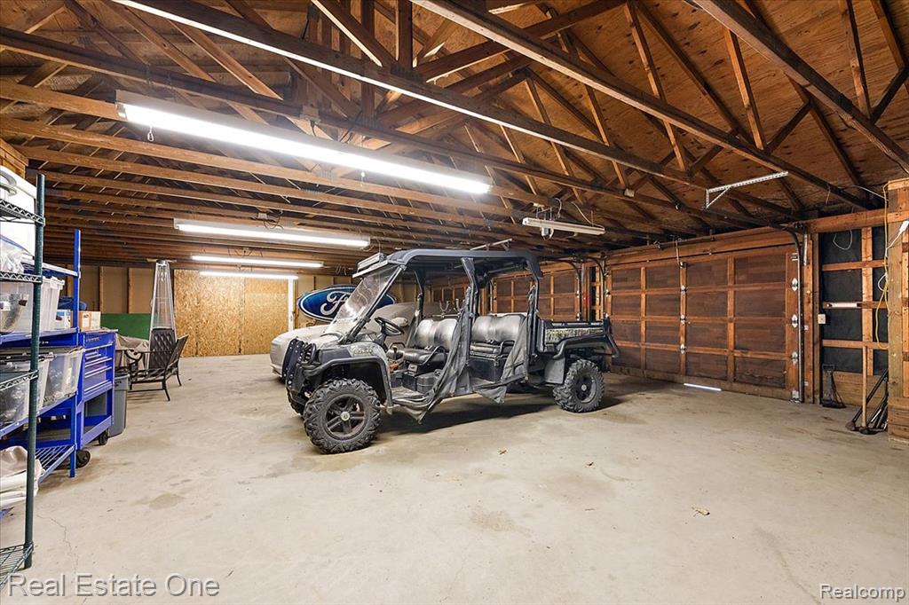 1050 Oxbow Lake Road, White Lake, MI — Photo 43