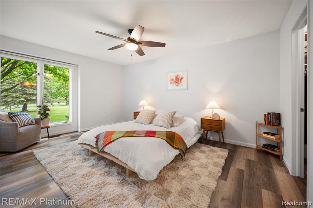 222 Glenwood Avenue, Fenton, MI 48430 — Photo 21