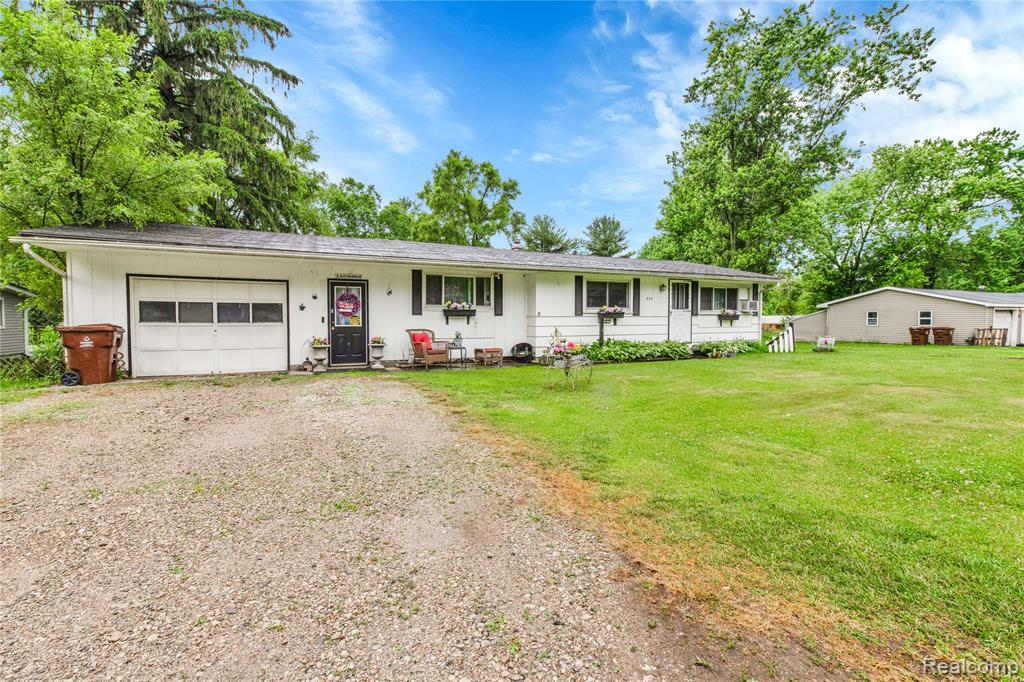 334 Monroe Street, Webberville, MI 48892 — Photo 4