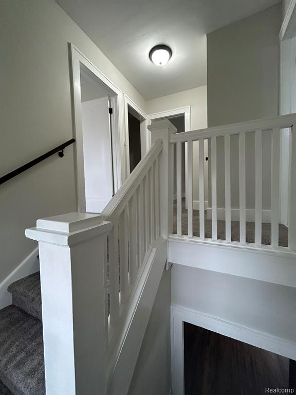 425 W Iroquois Road, Pontiac, MI 48341 — Photo 23