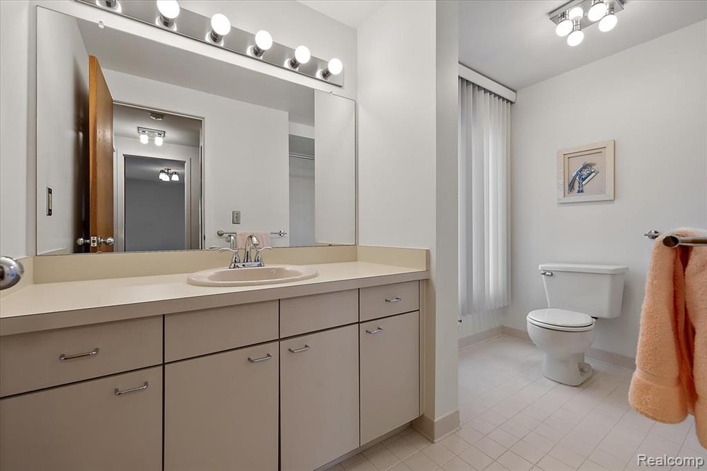 4415 Cahill Drive, Troy, MI 48098 — Photo 31