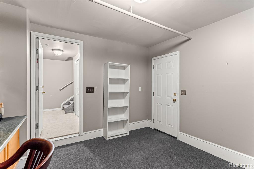 20110 Rodeo Court, Southfield, MI 48075 — Photo 26