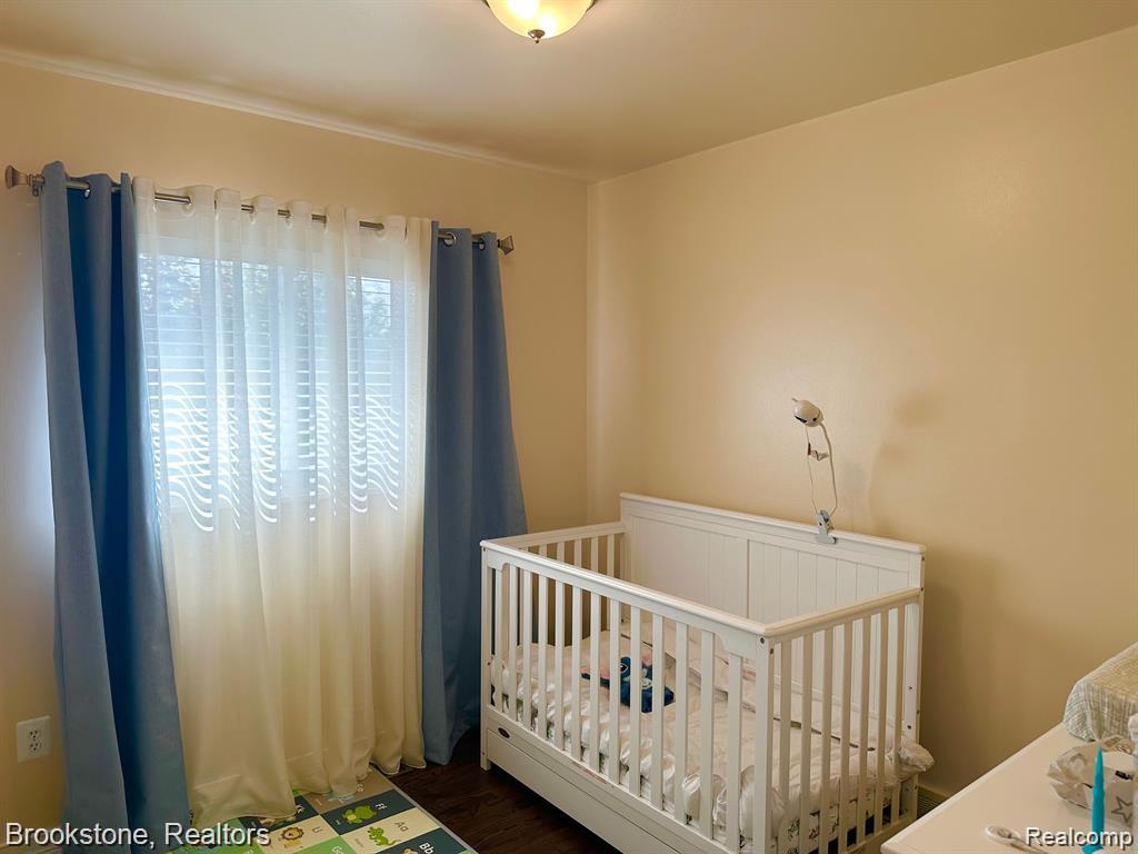 41371 HAMILTON Drive, Sterling Heights, MI 48313 — Photo 19