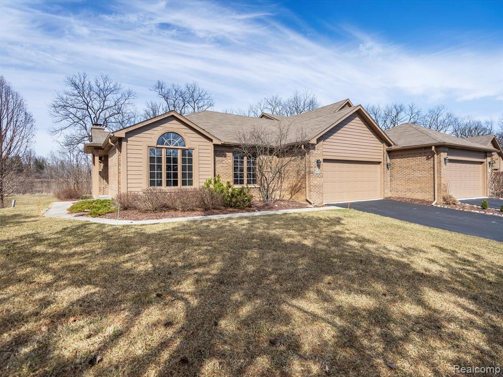 4738 MULBERRY WOODS Circle, Ann Arbor, MI 48105 — Photo 3