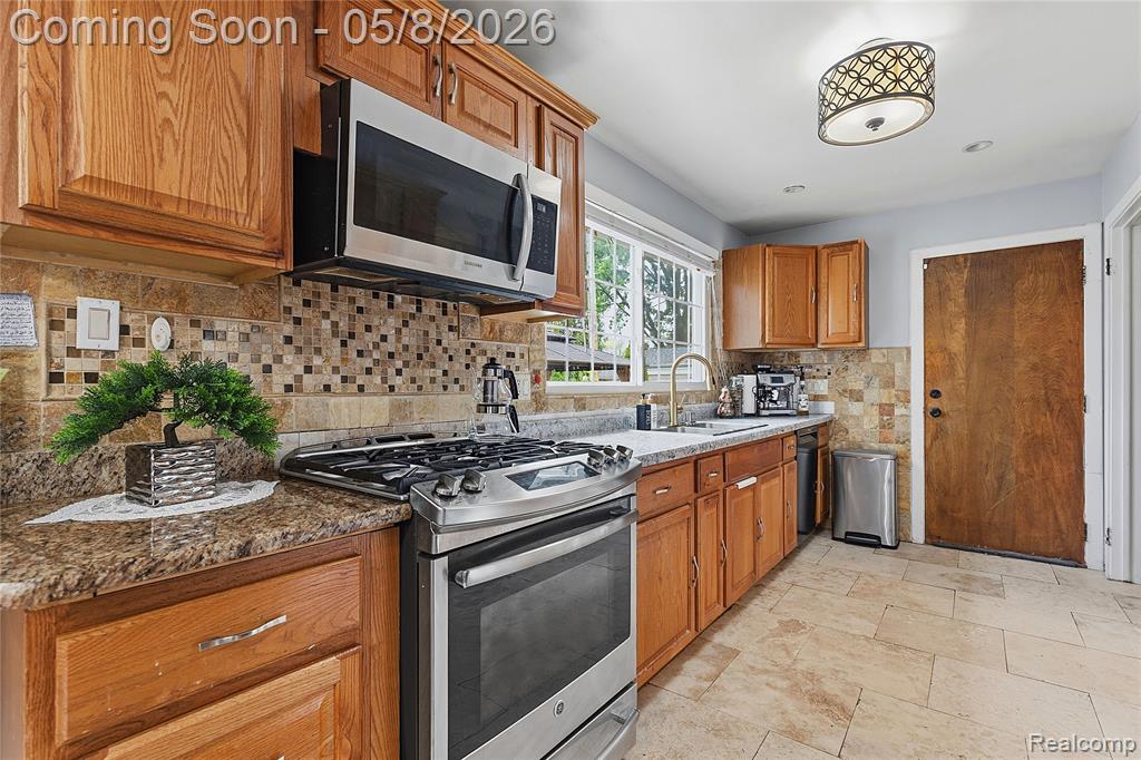 7271 Lucerne Street, Dearborn Heights, MI 48127 — Photo 14