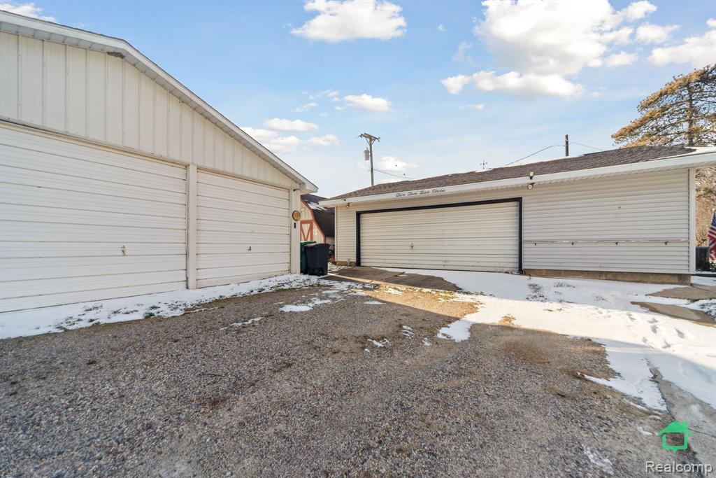 2257 Haskill Road, Webberville, MI 48892 — Photo 24