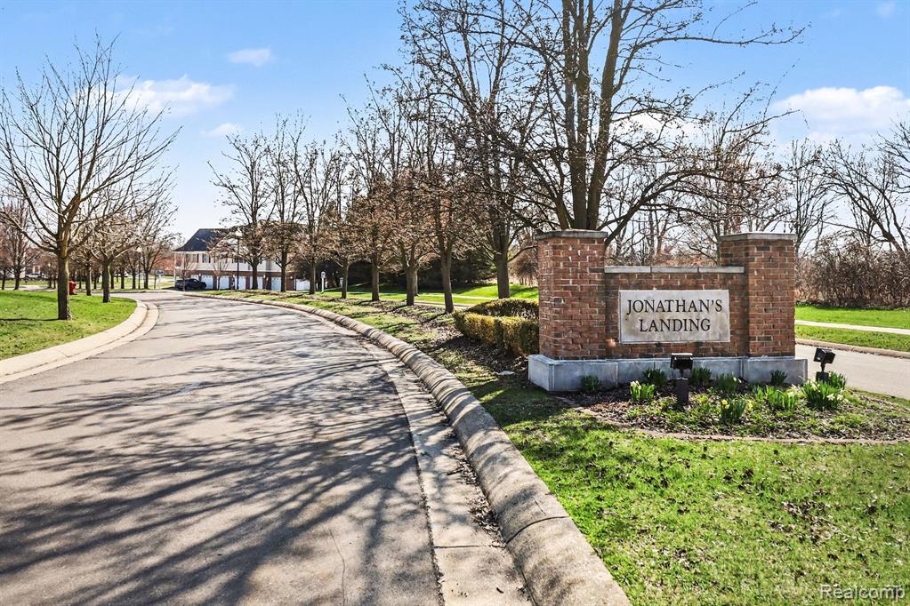 3379 Kneeland Circle, 108, Howell, MI 48843 — Photo 4