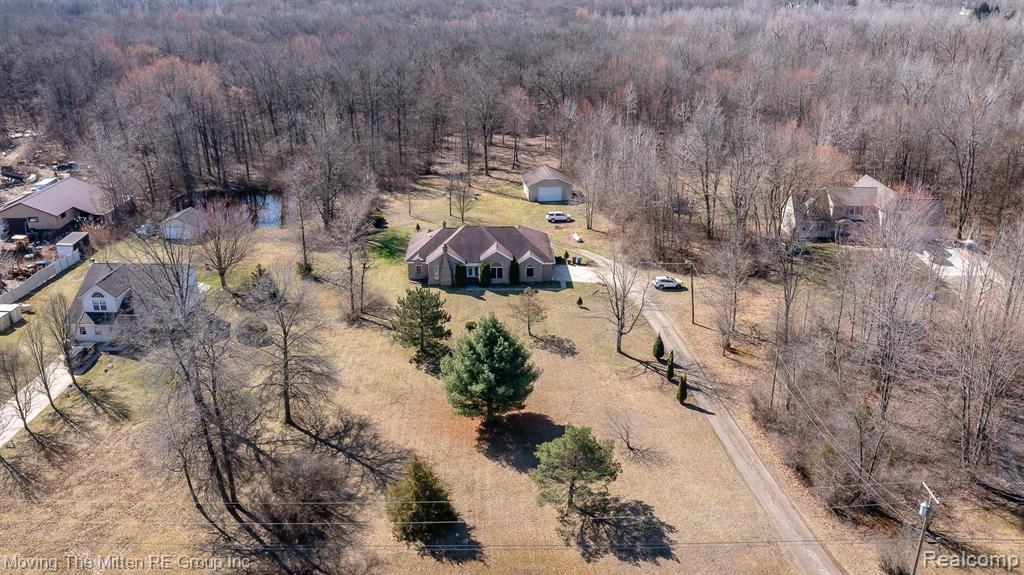 46901 EXECUTIVE Drive, Belleville, MI 48111 — Photo 3