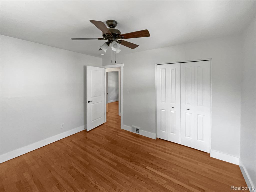 6842 APACHE Trail, Westland, MI — Photo 5