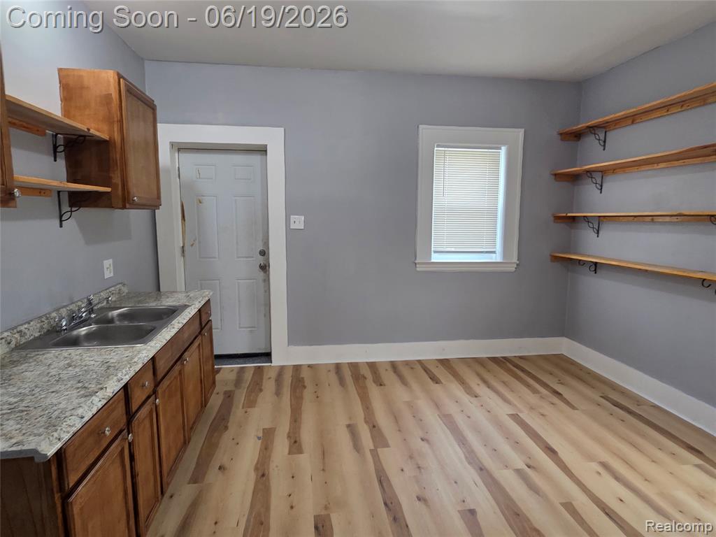 1998 E Grand Boulevard, Detroit, MI 48211 — Photo 16