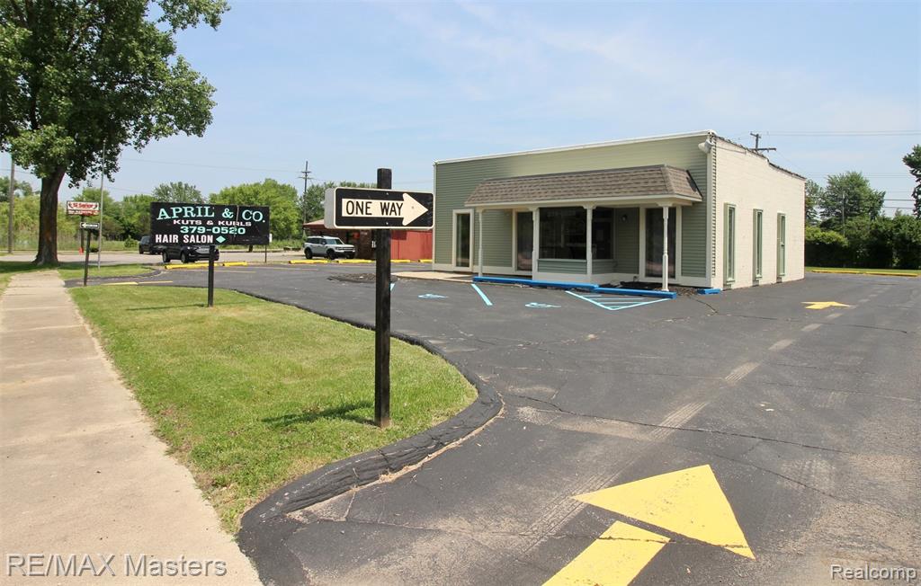 33053 W Jefferson Avenue, Rockwood, MI
