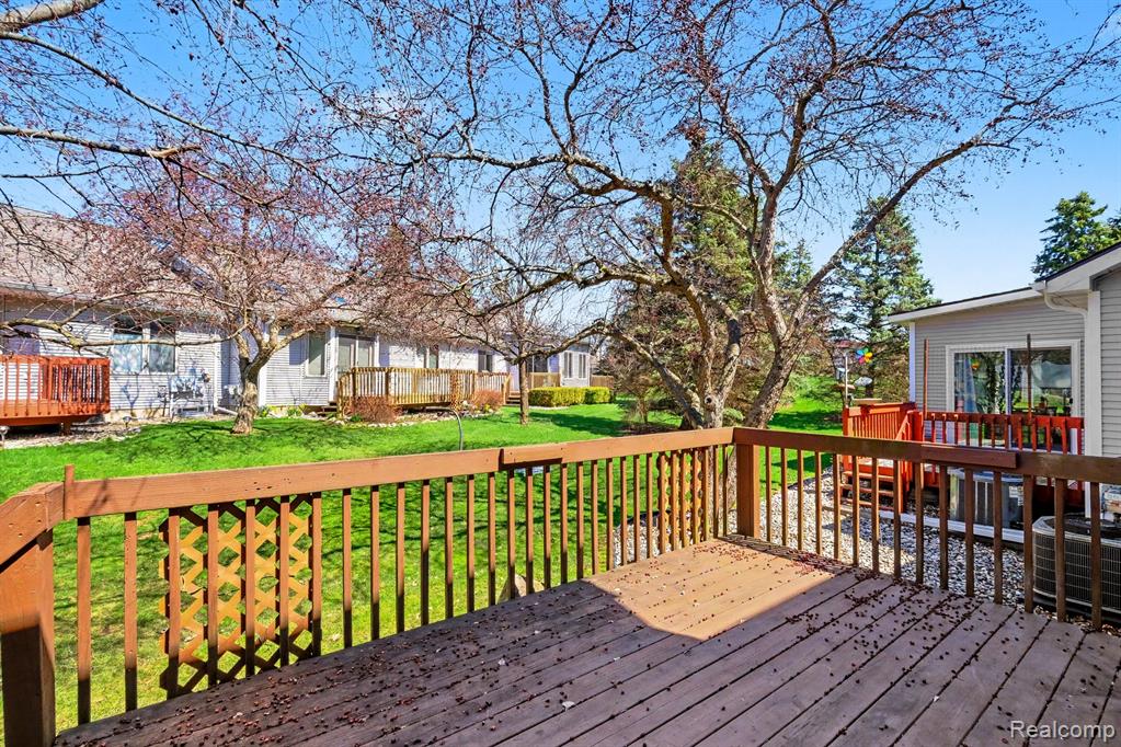 1085 Linda Dr, Davison, MI 48423 — Photo 21