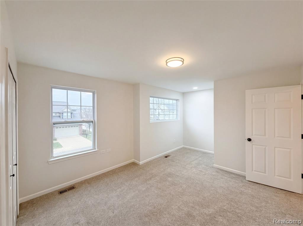 51109 Mayfair Terrace, Novi, MI — Photo 16