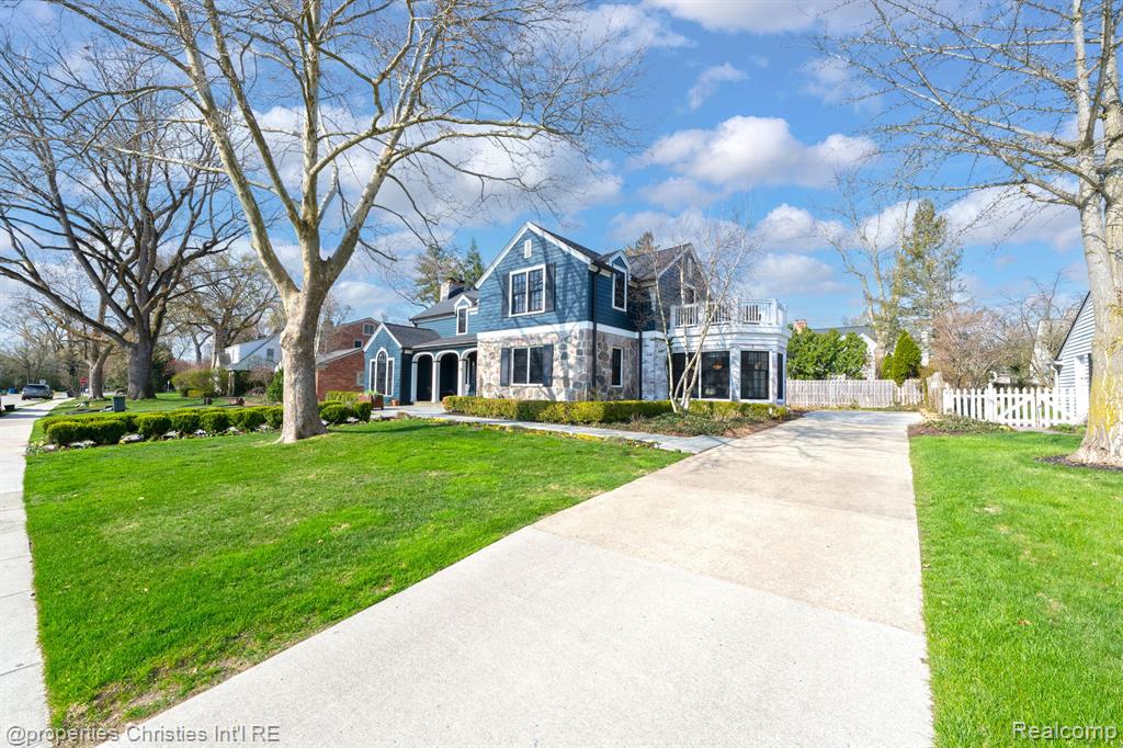 991 N Glenhurst Drive, Birmingham, MI 48009 — Photo 63