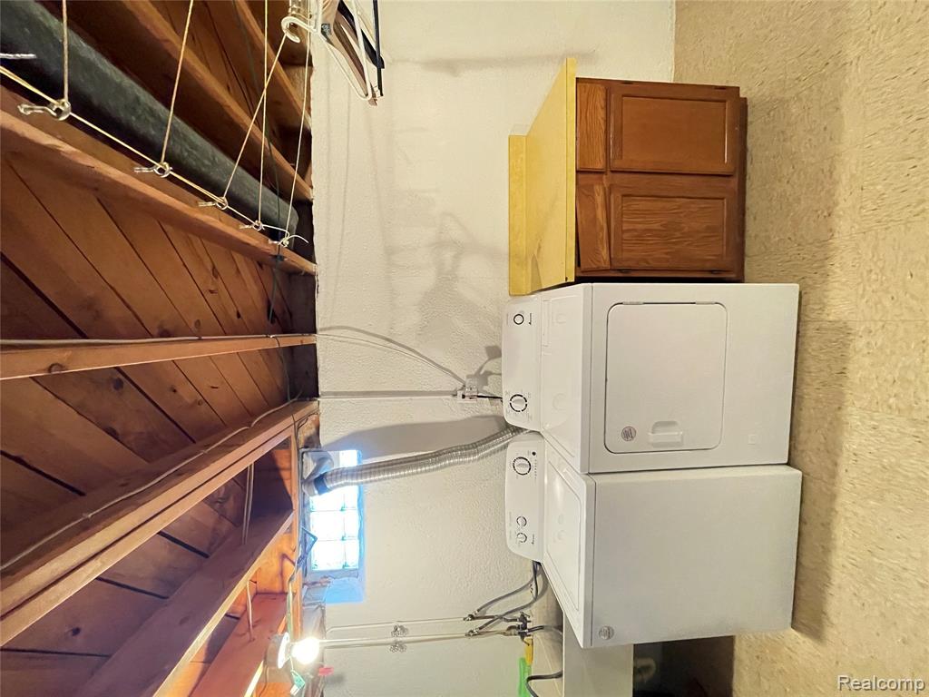 32827 DOVER Avenue, Warren, MI 48088 — Photo 54