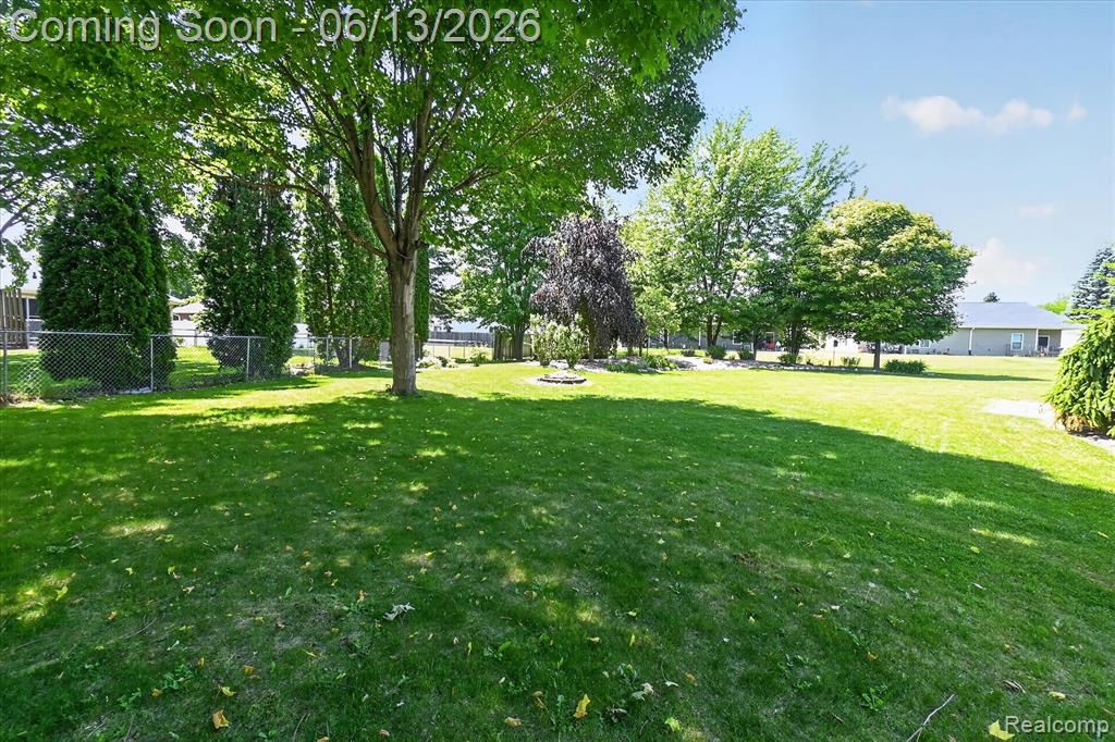 6095 Foxwood Court, Saginaw, MI 48638 — Photo 36