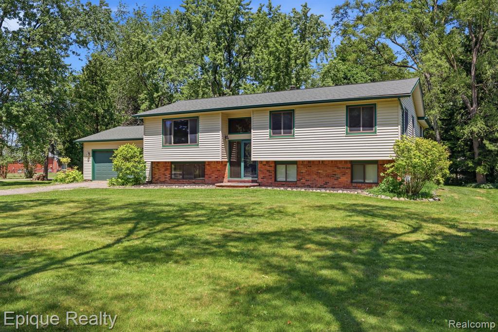 51600 Shelby Road, Utica, MI 48316