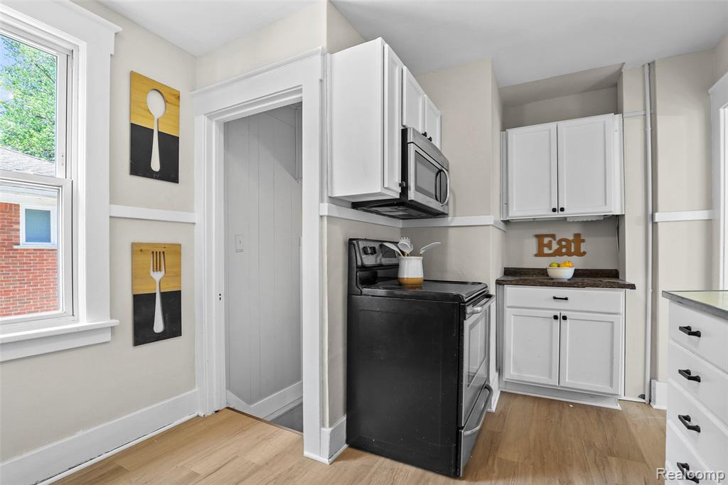 428 Bauman Avenue, Commerce Twp, MI — Photo 12