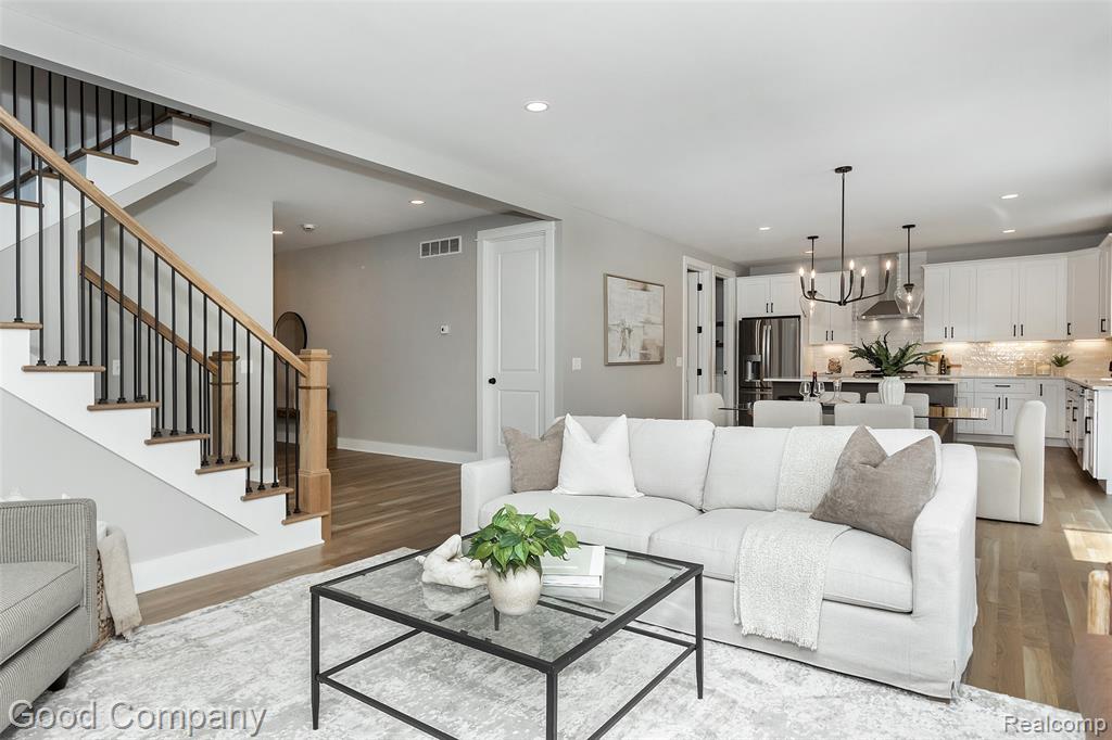 713 W Farnum Avenue, Royal Oak, MI 48067 — Photo 8