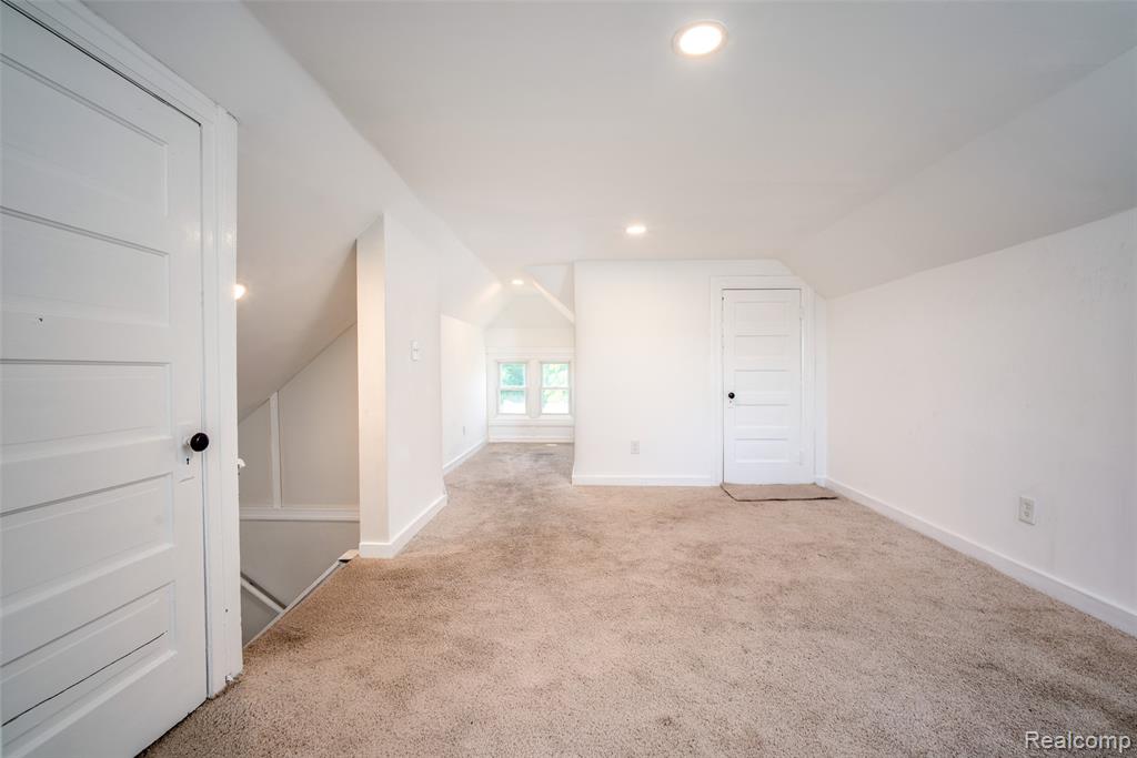 708 Webb Street, Detroit, MI 48202 — Photo 21