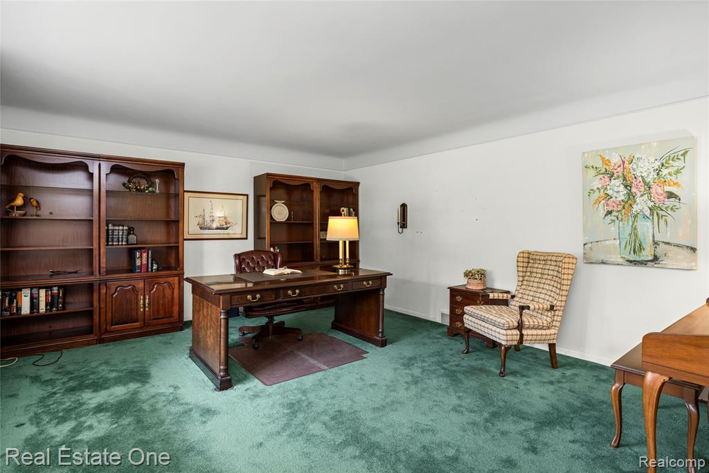 1675 Ledbury Drive, Bloomfield Hills, MI 48304 — Photo 24
