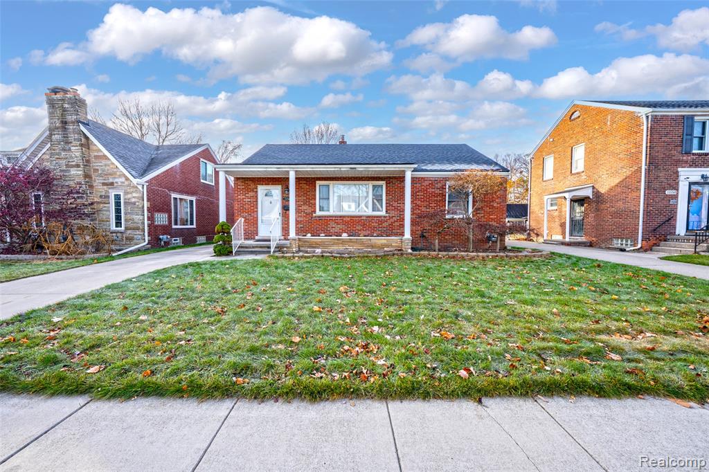 15560 CHARLES R AVE, Eastpointe, MI 48021 — Photo 24