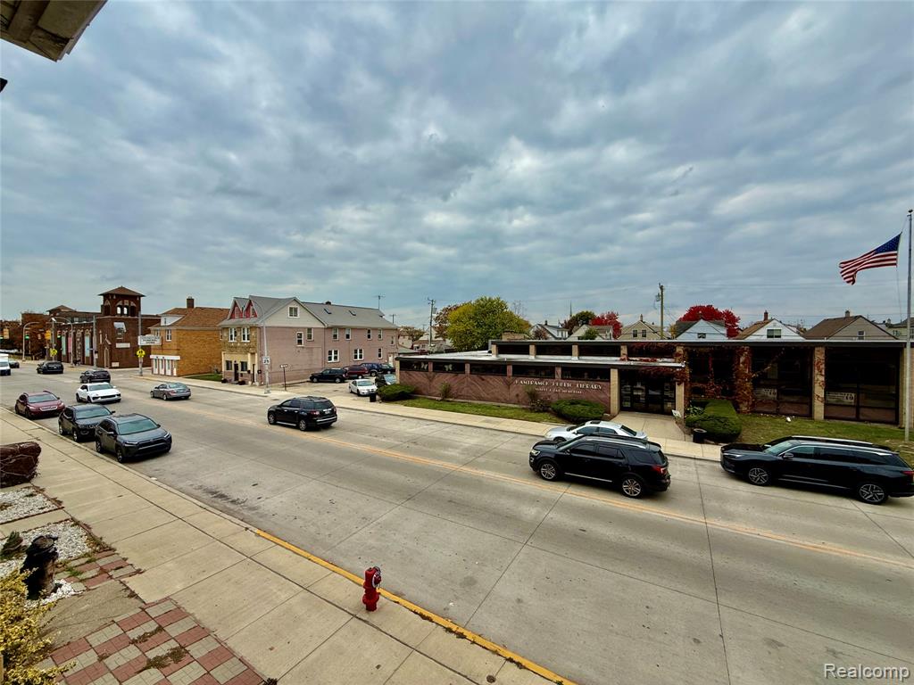 2361 Caniff Street, Hamtramck, MI, 48212
