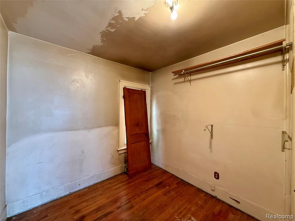 7035 Dodge Avenue, Warren, MI 48091 — Photo 17