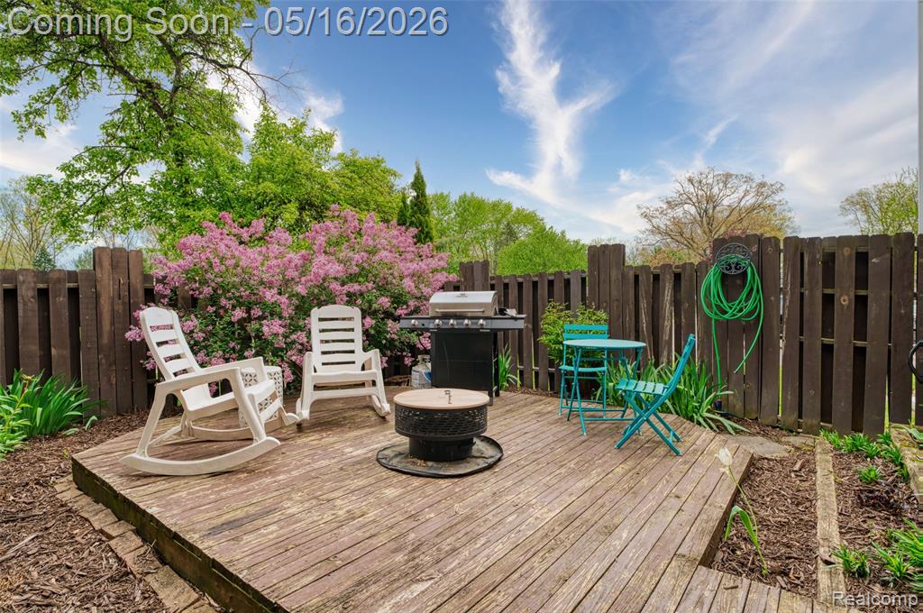 1821 Sheffield Drive, Ypsilanti, MI 48198 — Photo 4