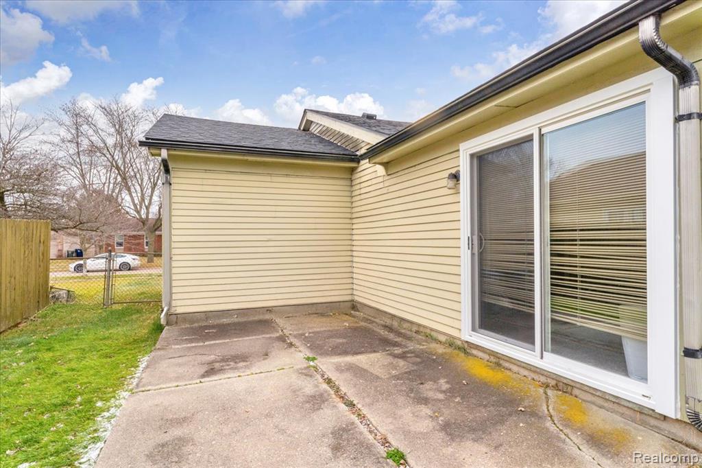 1402 Heritage Drive, Canton, MI 48188 — Photo 21