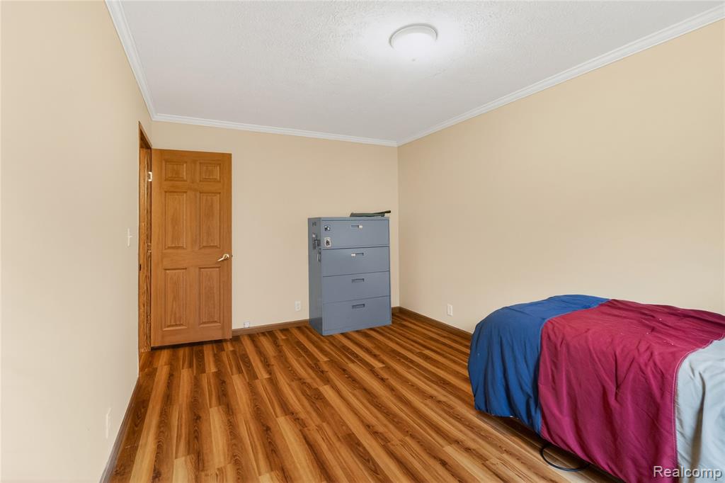 12239 Maple Creek Court, South Lyon, MI 48178 — Photo 21
