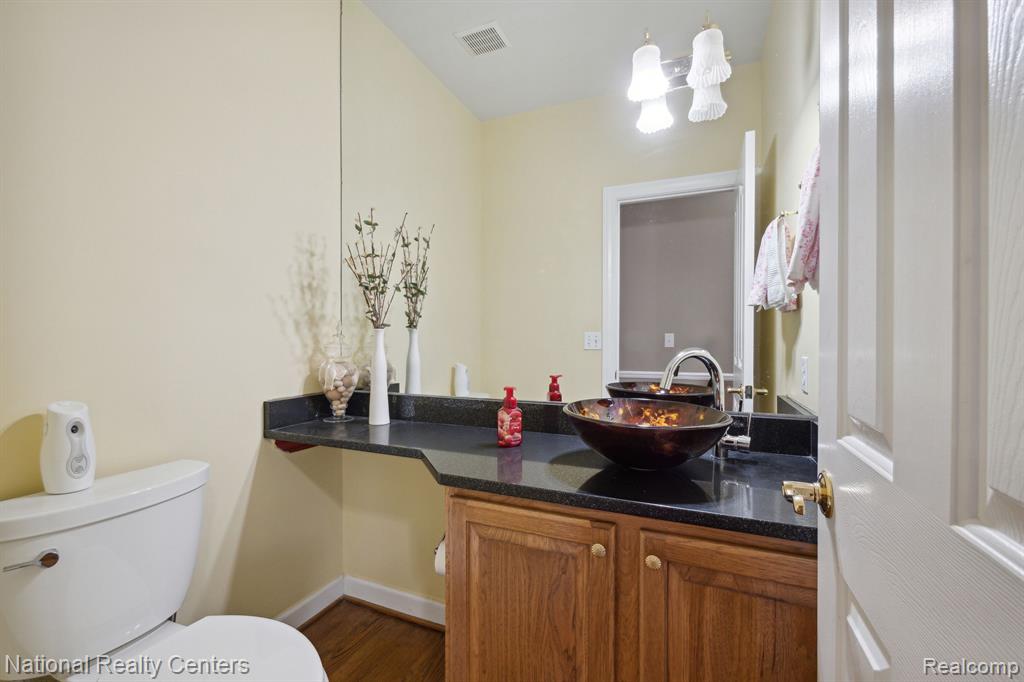 50983 WESTON Drive, Plymouth, MI 48170 — Photo 12