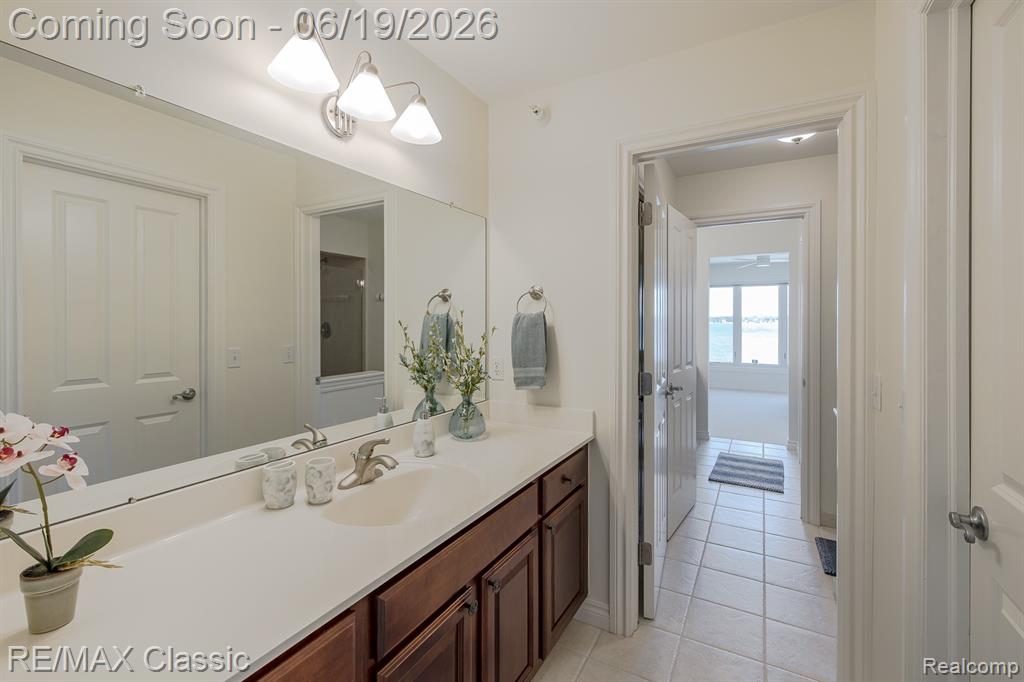 980 Sunset Drive, Waterford, MI 48328 — Photo 38