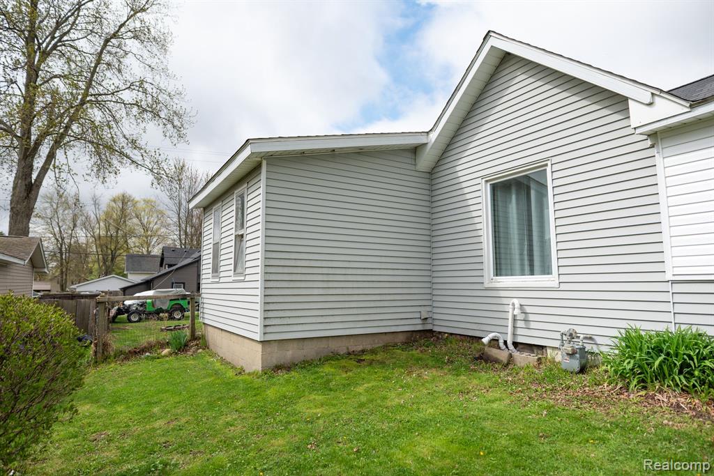 4247 VINE Street, Brown, MI 48416 — Photo 42