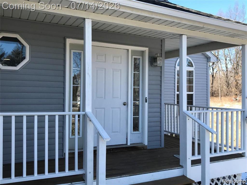 11826 N MAIN Street, Whitmore Lake, MI 48189 — Photo 2