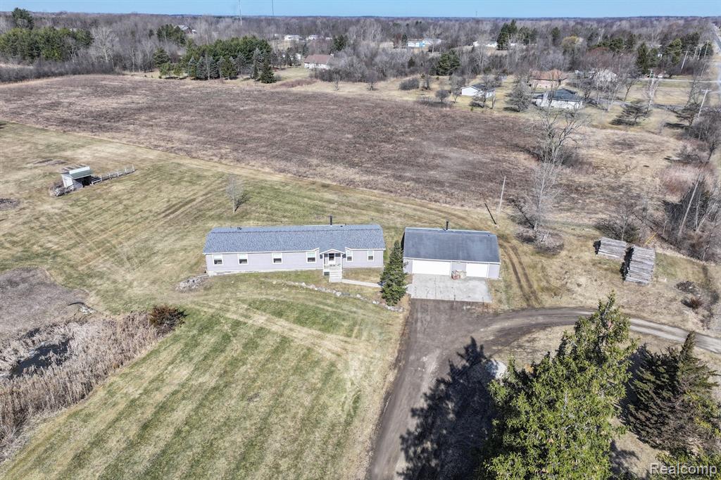 8425 N BRAY Road, Mount Morris, MI 48458 — Photo 4