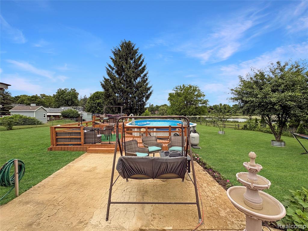 615 Senecal Street, Fenton, MI 48430 — Photo 4