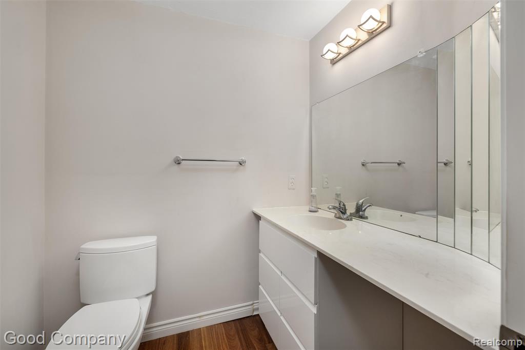 5893 CHRISTINA Drive, West Bloomfield, MI 48324 — Photo 40