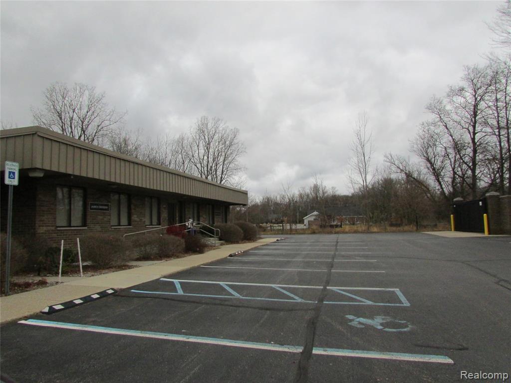 8590 N CANTON CENTER Road, Canton, MI 48187 — Photo 19