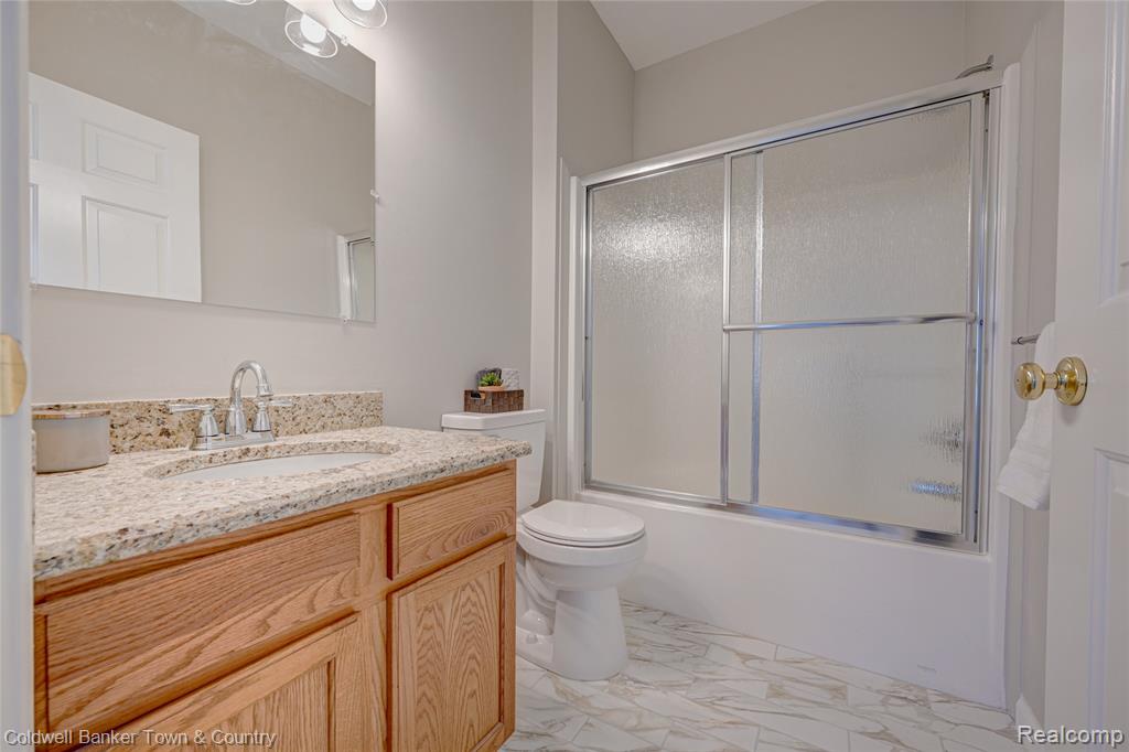 1110 Rial Lake Drive, Howell, MI 48843 — Photo 22