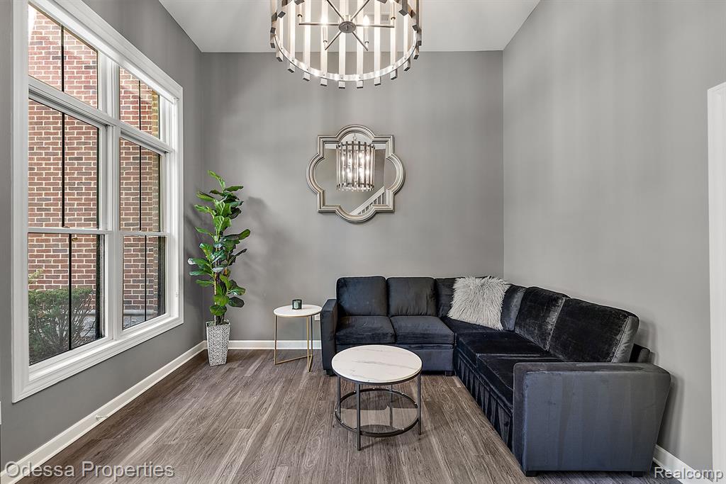 527 Lewis Street, Birmingham, MI 48009 — Photo 5