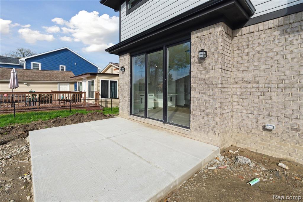 45518 JEFFERSON Avenue, Chesterfield, MI 48047 — Photo 45