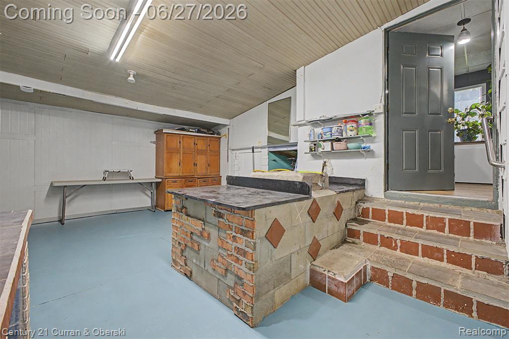 5687 Woodrow Street, Detroit, MI 48210 — Photo 28