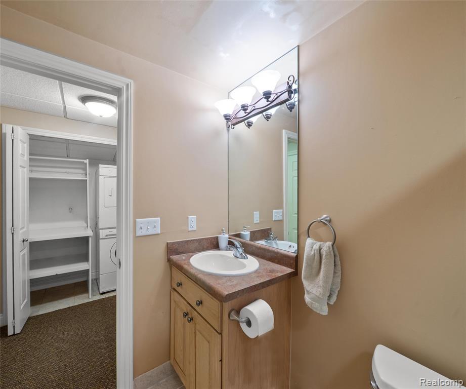 17747 PARKSHORE Drive, Northville, MI 48168 — Photo 72