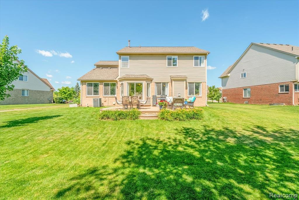 9193 E Walden Drive, Belleville, MI 48111 — Photo 8