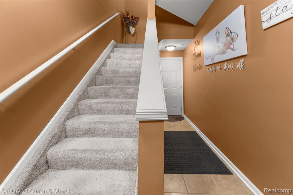 40563 BLYTHEFIELD Lane, Canton, MI 48188 — Photo 6