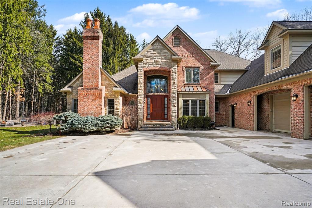 12901 Sleigh Trail, Milford, MI 48380 — Photo 4