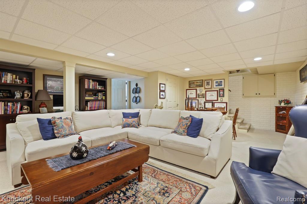57 PINE GROVE Drive, Frankenmuth, MI 48734 — Photo 36