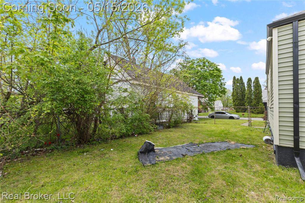 17486 Maine Street, Hamtramck, MI 48212 — Photo 5
