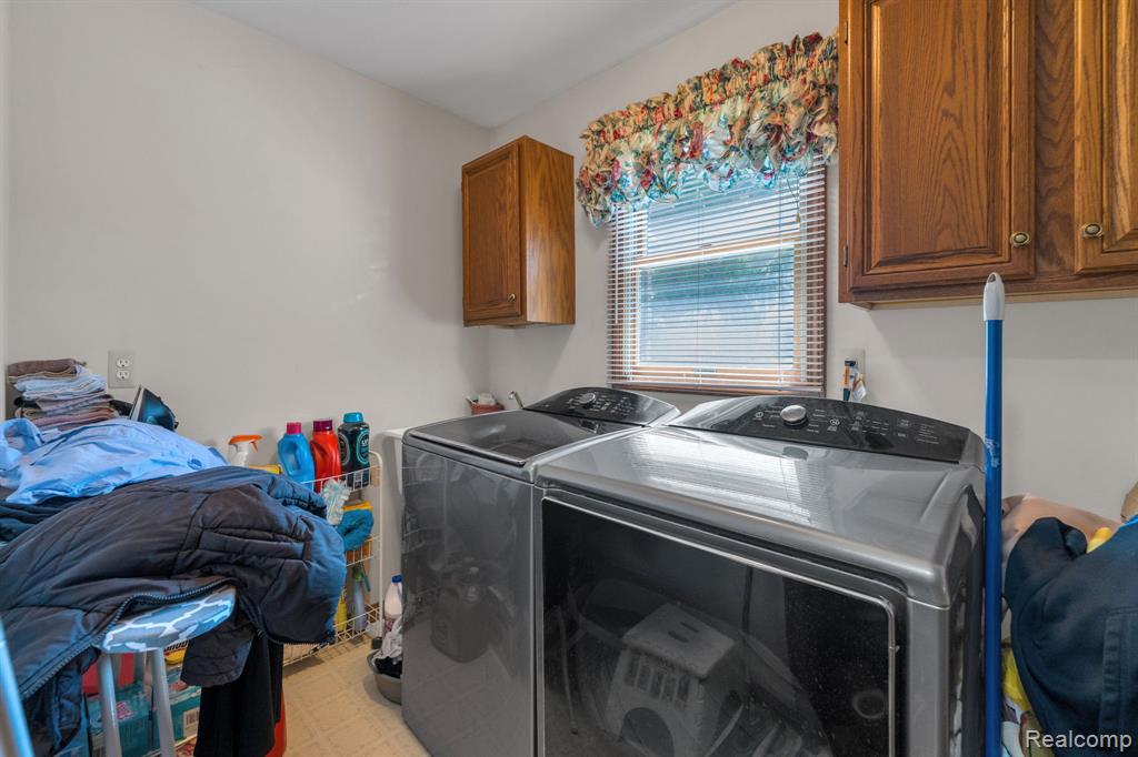 43746 Via Antonio Drive, Sterling Heights, MI 48314 — Photo 35